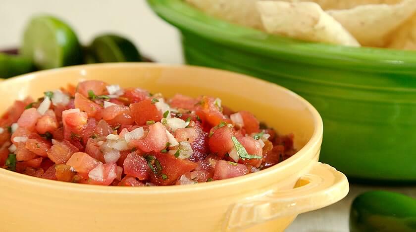 Fresh Tomato Jalapeño Salsa