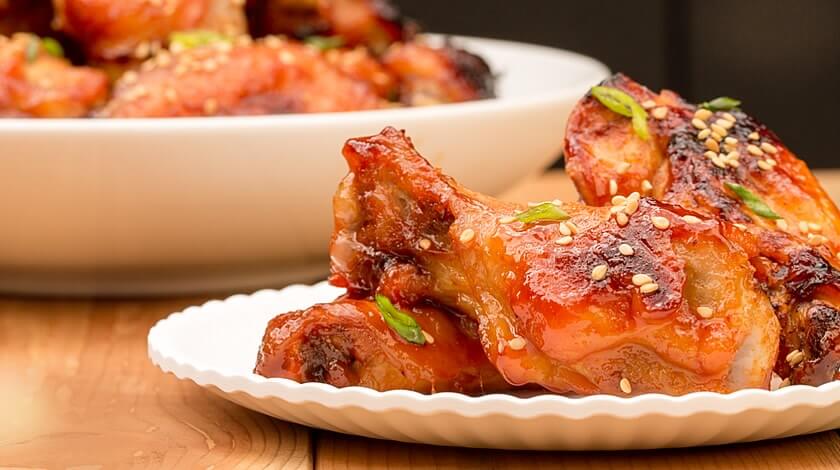 Sriracha Honey-Glazed Wings