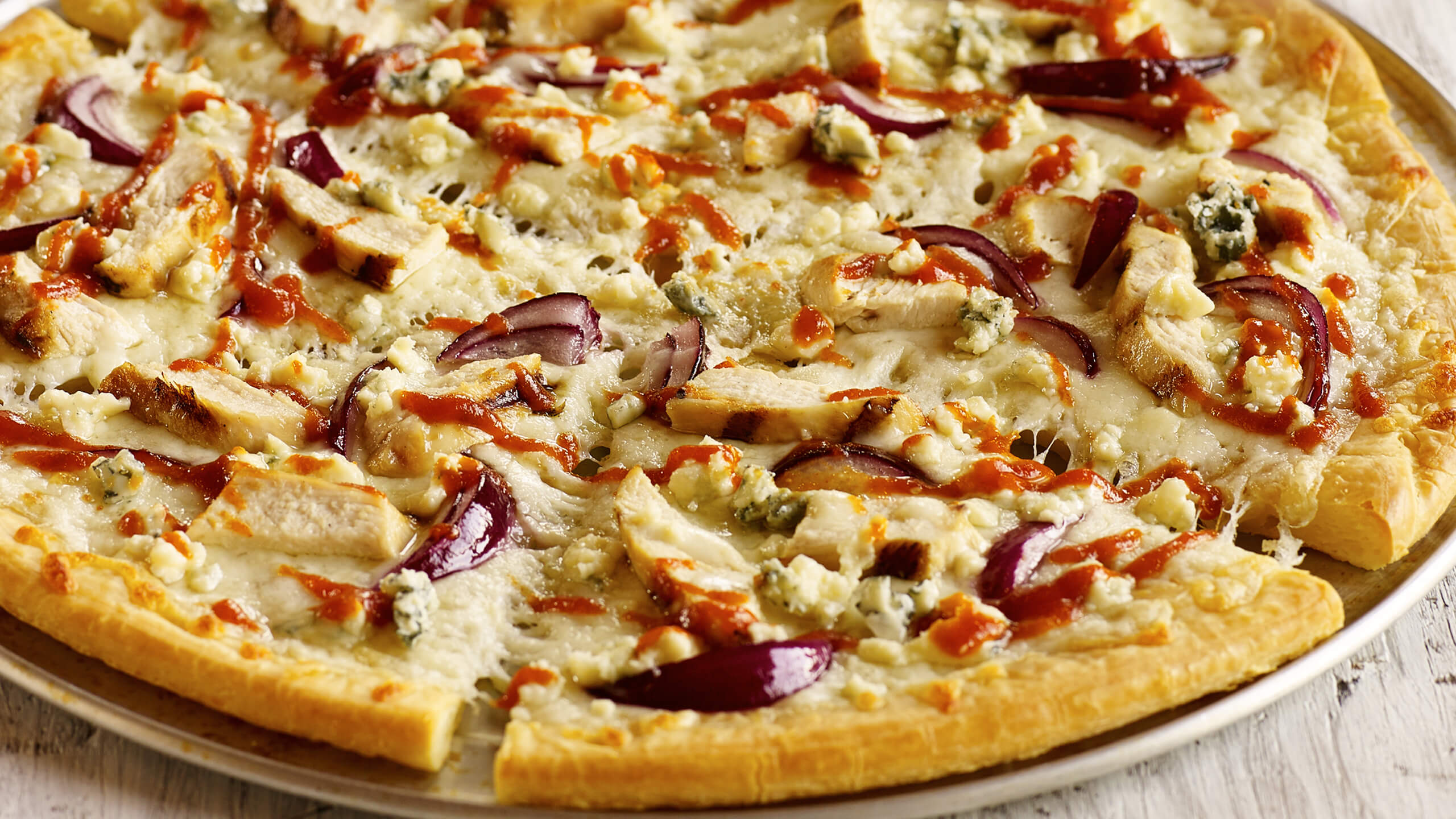 Sriracha Chicken & Blue Cheese Pizza