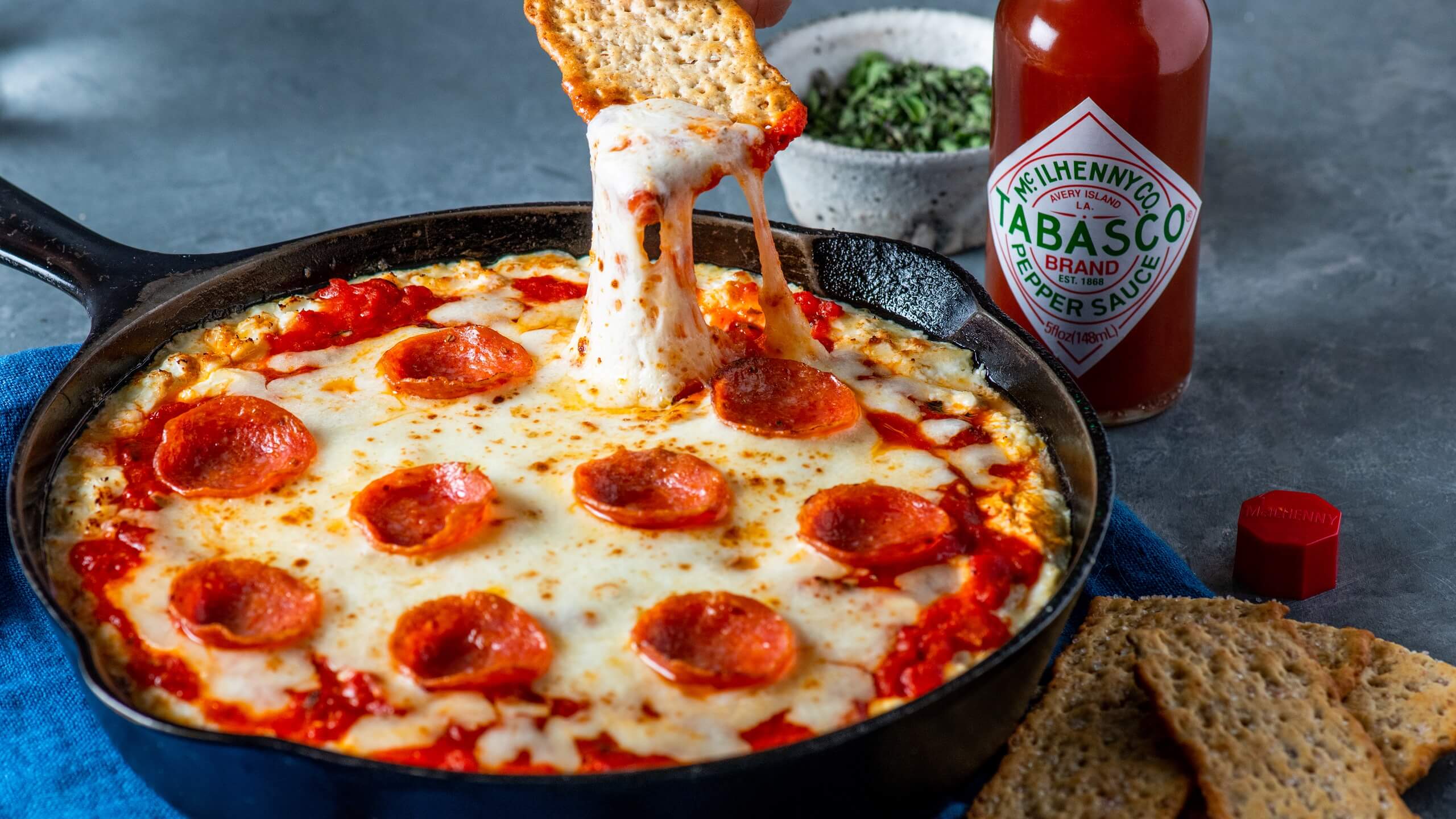 Spicy Pizza Dip